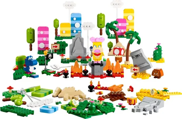 LEGO® Creativity Toolbox Maker Set price comparison Qatar – cheapest at LEGO Qatar